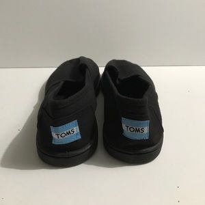 Toms shoes